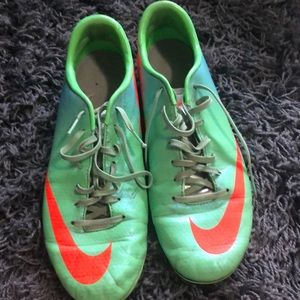 nike soccer cleats